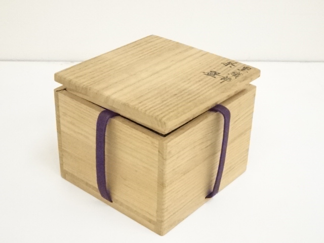 茶道具 織部 手鉢 共箱 美品 DT458 茶道具 織部 手鉢 共箱 美品 DT458 - メルカリ